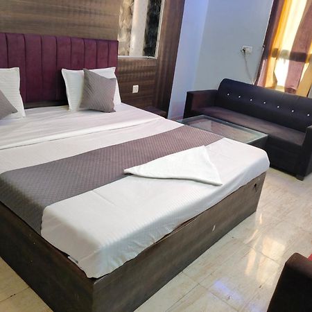 Hotel Park Avenue Lucknow Exterior foto